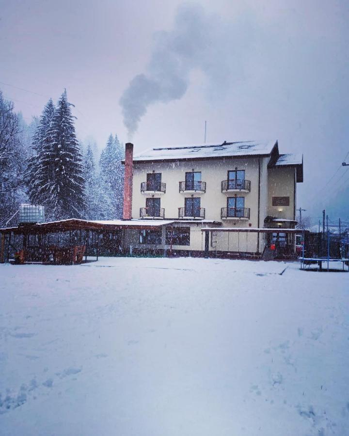 Maison Platanus Войняса Екстер'єр фото